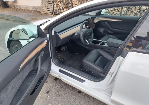 Tesla Model 3 cena 79900 przebieg: 35000, rok produkcji 2022 z Kłodzko małe 436